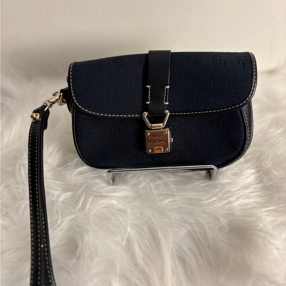 Dooney & Bourke Black Mini Wristlet - Picture 2 of 6